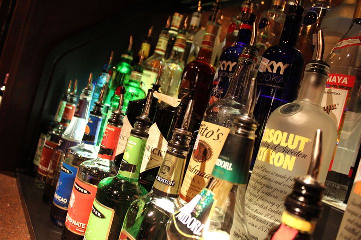 Restaurant for Sale in Delray Beach, Florida has Full Liquor License (4COP)