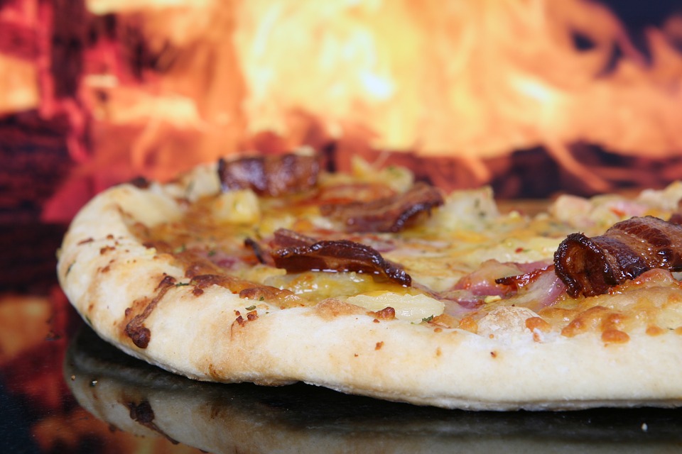 $330,000 Earnings on this Profitable Pizza Restaurant for Sale in W Austin!