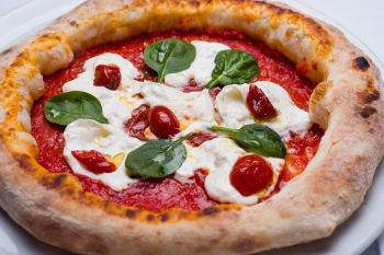 Pizzeria for Sale in Pompano Beach – Nets $157,000 and Increasing